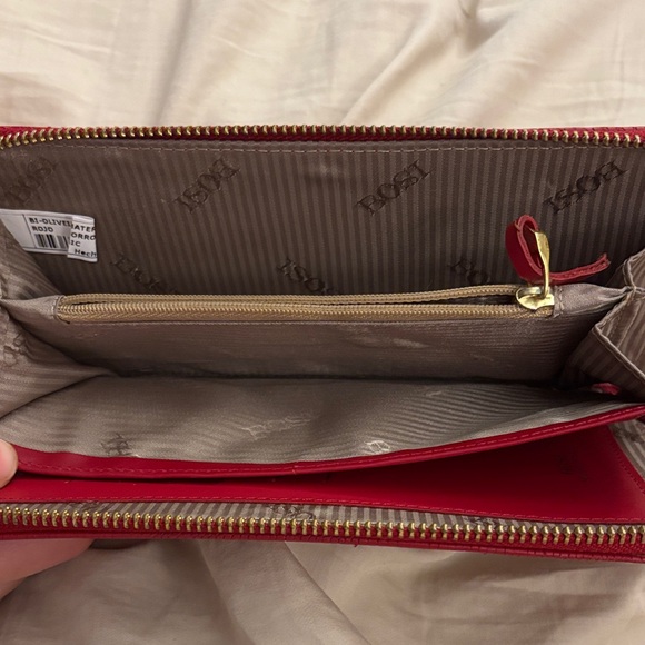 Red Textured Zip Wallet - Picture 3 of 3